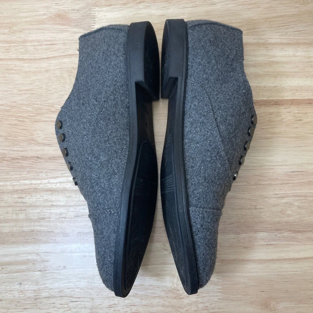 Simply Vera Vera Wang Women's Gray Felt Oxford‎ Flat Shoes Size 6.5 Medium